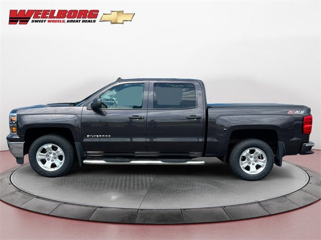 Used 2014 Chevrolet Silverado 1500 LT with VIN 3GCUKREC4EG472403 for sale in New Ulm, Minnesota
