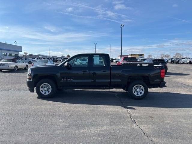 Used 2018 Chevrolet Silverado 1500 Work Truck 1WT with VIN 1GCVKNEC3JZ279795 for sale in New Ulm, Minnesota