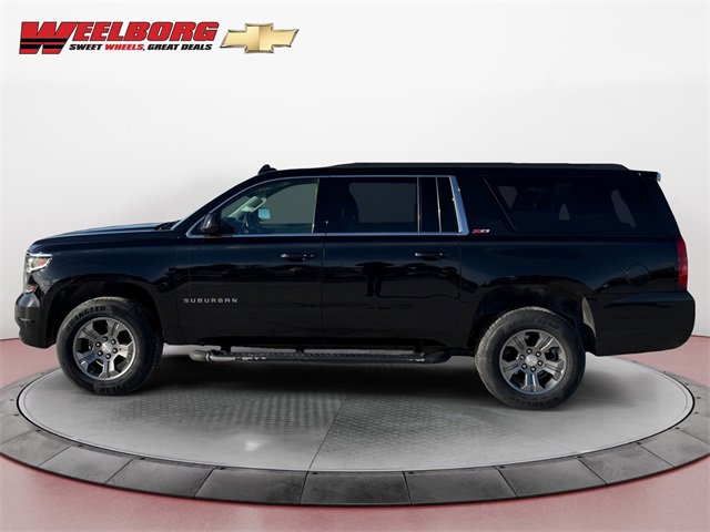 Used 2018 Chevrolet Suburban LT with VIN 1GNSKHKC9JR388620 for sale in New Ulm, Minnesota