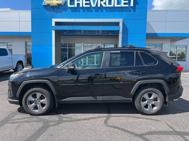 Used 2022 Toyota RAV4 XLE with VIN 2T3P1RFV3NC273263 for sale in New Ulm, Minnesota