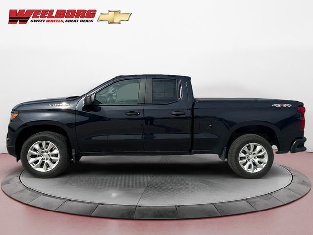 Used 2023 Chevrolet Silverado 1500 Custom with VIN 1GCRDBEK7PZ268535 for sale in New Ulm, Minnesota
