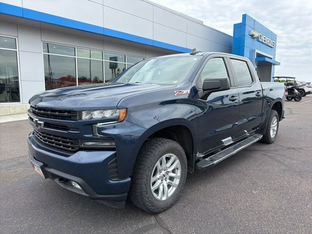 2022 Chevrolet Silverado 1500 RST 4X4 Crew Cab Short Box's photo