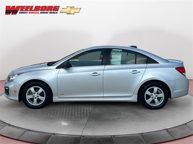 Used 2016 Chevrolet Cruze Limited 1LT with VIN 1G1PE5SB9G7195540 for sale in New Ulm, Minnesota