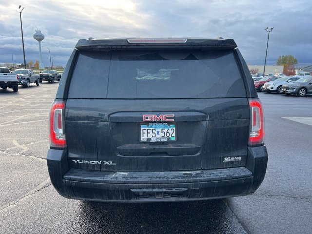 2020 Gmc Yukon XL SLT photo 3