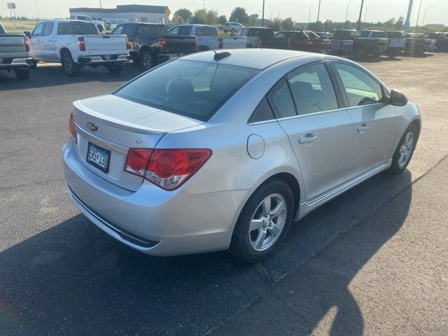 2016 Chevrolet Cruze photo 4