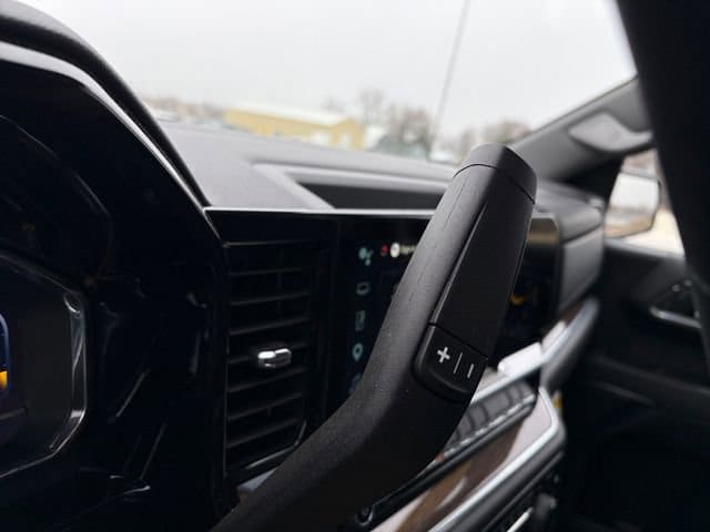 2025 Chevrolet Silverado 1500 LT - Photo 19
