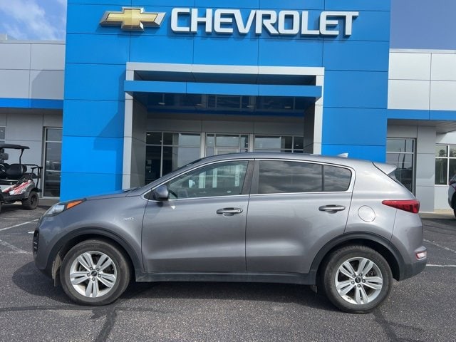 Used 2018 Kia Sportage LX with VIN KNDPMCAC5J7312899 for sale in New Ulm, Minnesota