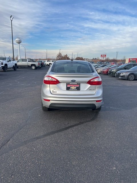 2014 Ford Fiesta SE photo 4