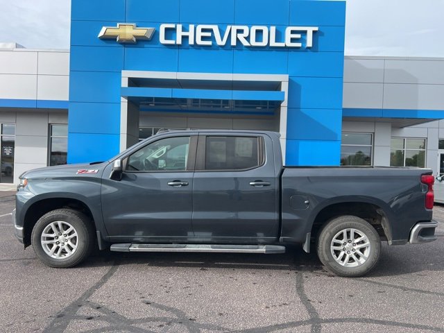 2021 Chevrolet Silverado 1500 LT photo 2