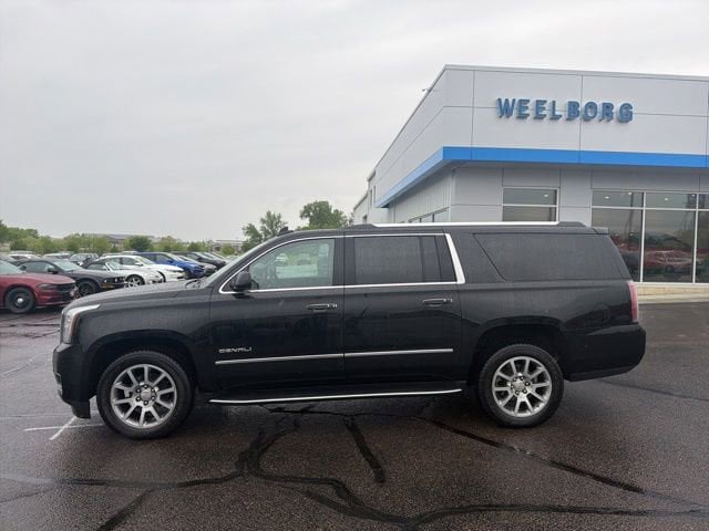 Used 2019 GMC Yukon XL Denali with VIN 1GKS2HKJ6KR368435 for sale in New Ulm, Minnesota