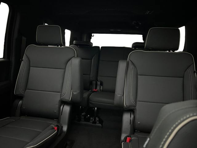 2026 Chevrolet Suburban Premier - Photo 23