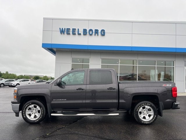 Used 2014 Chevrolet Silverado 1500 LT with VIN 3GCUKREC4EG472403 for sale in New Ulm, Minnesota