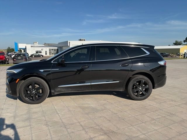 Used 2023 Buick Enclave Essence with VIN 5GAERBKW4PJ251490 for sale in New Ulm, Minnesota