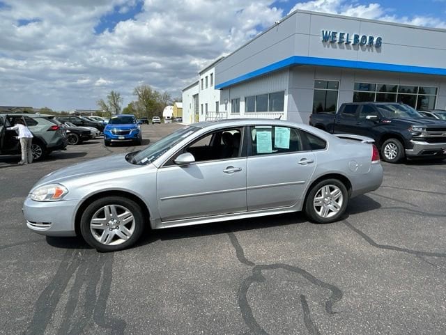 Used 2012 Chevrolet Impala 2FL with VIN 2G1WG5E31C1274900 for sale in New Ulm, Minnesota
