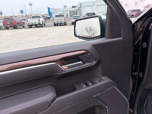 2025 Chevrolet Silverado 1500 LT - Photo 12