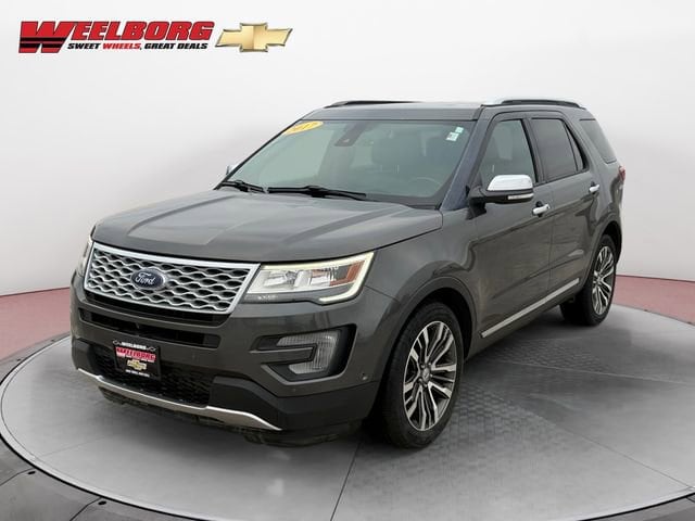 2017 Ford Explorer Platinum 4WD's photo