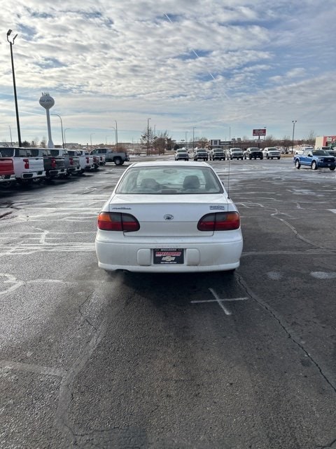 Used 1999 Chevrolet Malibu Base with VIN 1G1ND52M2XY142944 for sale in New Ulm, MN