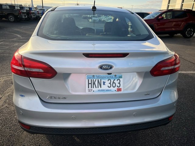 2016 Ford Focus SE photo 4