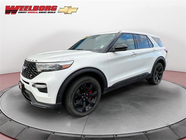 2022 Ford Explorer ST's photo