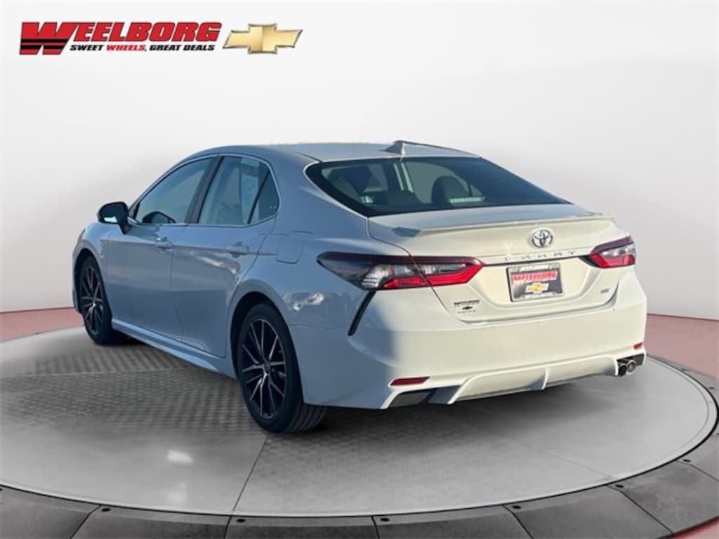 Used 2022 Toyota Camry SE