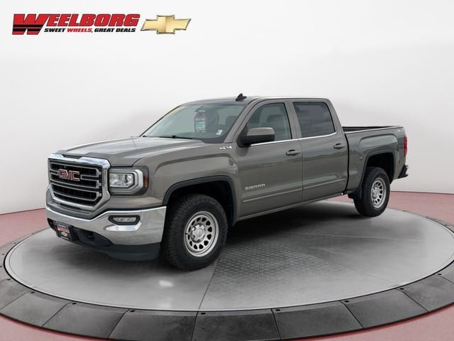 2017 GMC Sierra 4WD Crew Cab Short Box SLE's photo