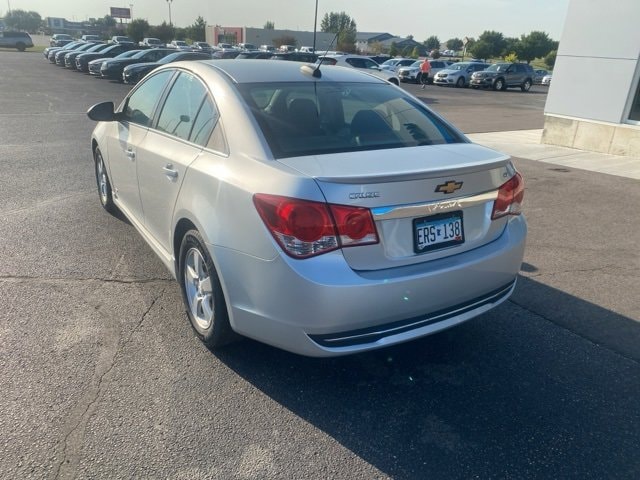 Used 2016 Chevrolet Cruze Limited 1LT with VIN 1G1PE5SB9G7195540 for sale in New Ulm, Minnesota