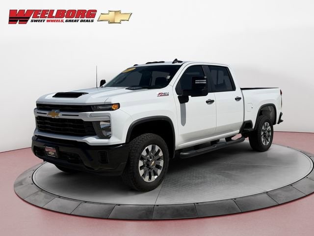 2025 Chevrolet Silverado HD Custom 4WD Crew Cab Standard Box's photo