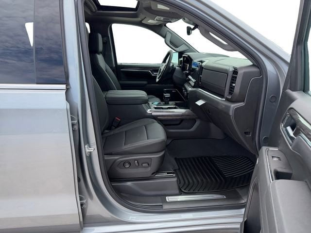 2026 Chevrolet Silverado 1500 LTZ - Photo 26