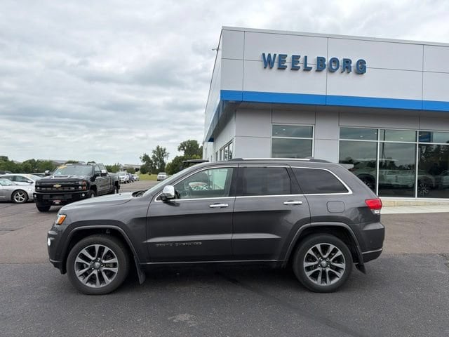 Used 2018 Jeep Grand Cherokee Overland with VIN 1C4RJFCG8JC459275 for sale in New Ulm, Minnesota