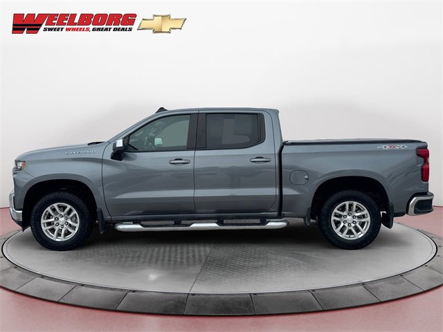 Used 2020 Chevrolet Silverado 1500 LT with VIN 1GCUYDED3LZ108304 for sale in New Ulm, Minnesota