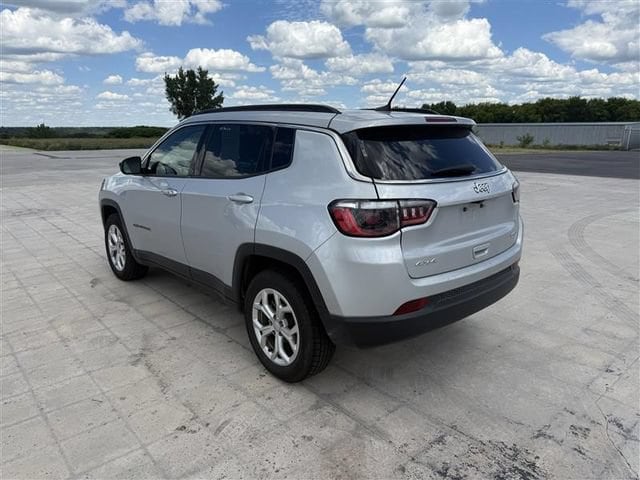 Used 2024 Jeep Compass Latitude with VIN 3C4NJDBN0RT113675 for sale in New Ulm, Minnesota