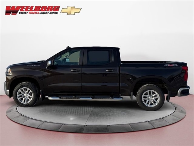 Used 2019 Chevrolet Silverado 1500 LT with VIN 3GCUYDED5KG164680 for sale in New Ulm, Minnesota