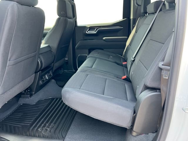 2025 Chevrolet Silverado 1500 LT - Photo 24