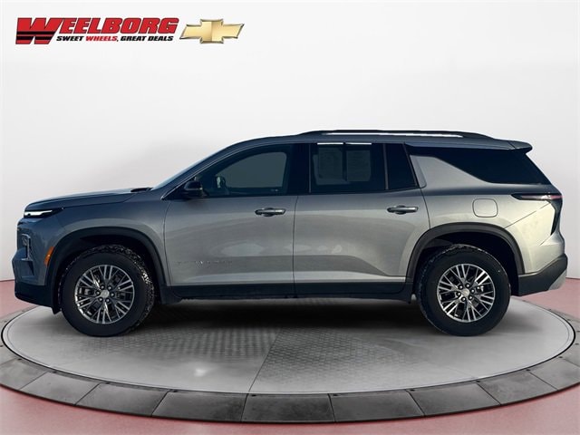 Used 2025 Chevrolet Traverse LT with VIN 1GNEVGRS2SJ203741 for sale in New Ulm, Minnesota