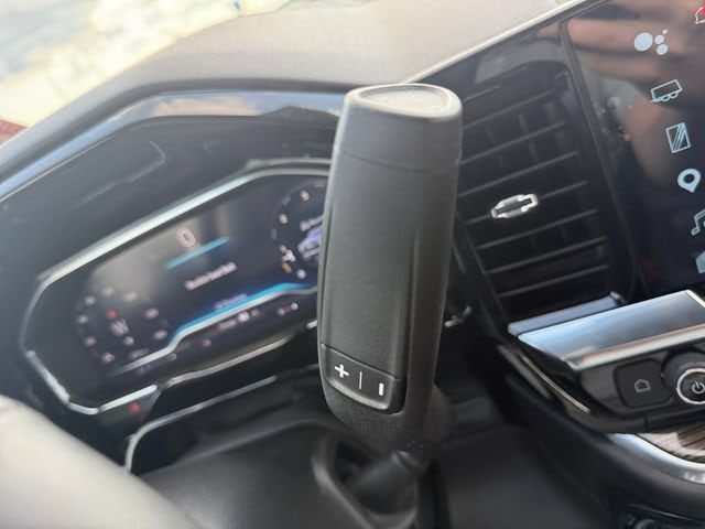 2025 Chevrolet Silverado 1500 LT - Photo 19