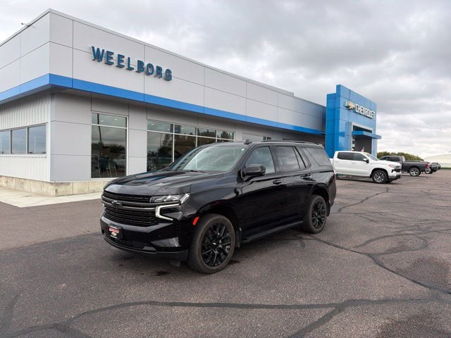 Used 2022 Chevrolet Tahoe RST with VIN 1GNSKRKL6NR245135 for sale in New Ulm, Minnesota