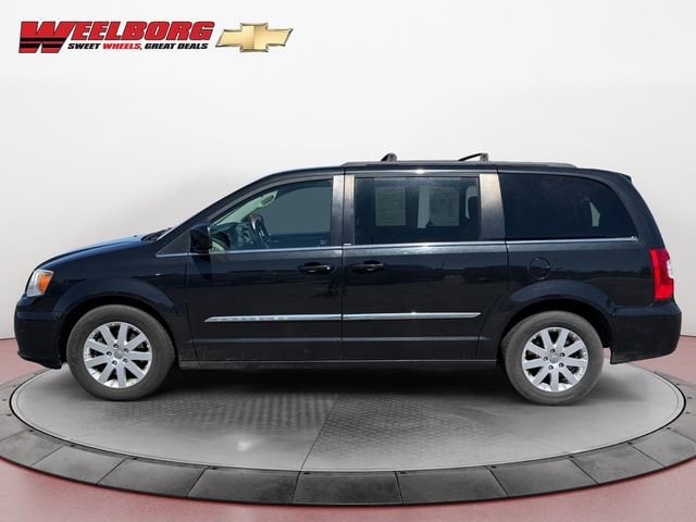 Used 2014 Chrysler Town & Country Touring with VIN 2C4RC1BG1ER348515 for sale in New Ulm, Minnesota