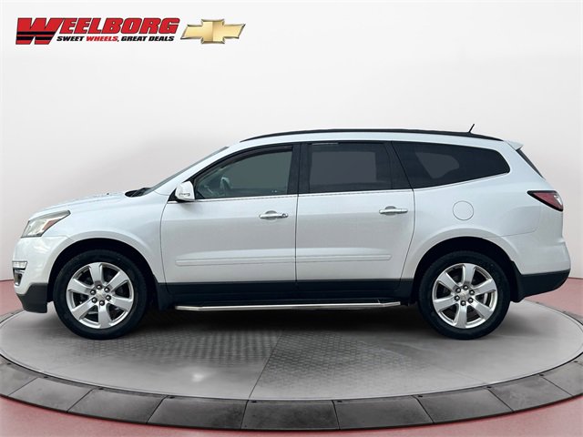 Used 2017 Chevrolet Traverse 1LT with VIN 1GNKVGKD8HJ147683 for sale in New Ulm, Minnesota