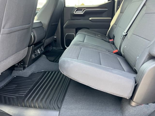 2025 Chevrolet Silverado 1500 LT - Photo 19