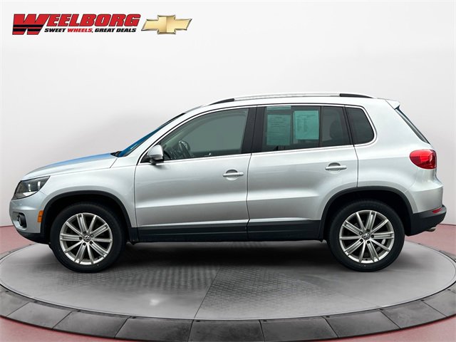 Used 2013 Volkswagen Tiguan SE with VIN WVGBV7AX4DW545132 for sale in New Ulm, Minnesota