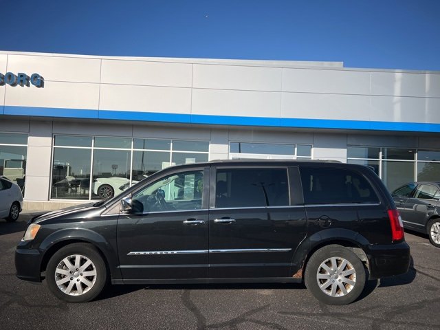Used 2012 Chrysler Town & Country Touring-L with VIN 2C4RC1CG1CR267140 for sale in New Ulm, Minnesota