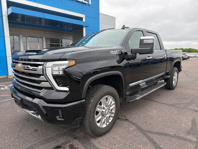 2024 Chevrolet Silverado HD High Country 4WD Crew Cab Long Box SRW's photo
