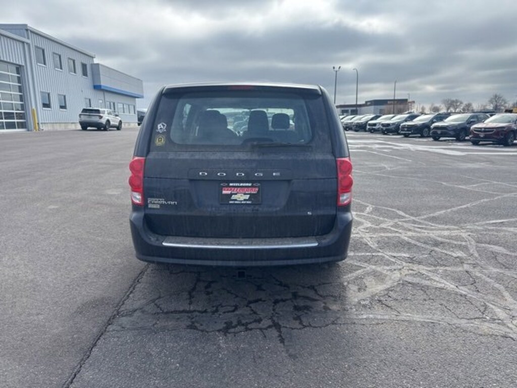 Used 2013 Dodge Grand Caravan American Value Pkg Minivan
