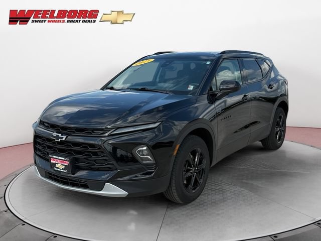 Used 2023 Chevrolet Blazer 2LT with VIN 3GNKBHR42PS226218 for sale in New Ulm, Minnesota