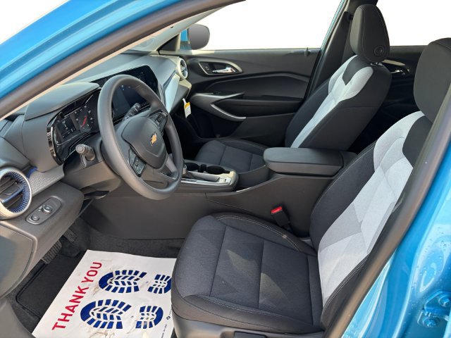 2026 Chevrolet Trax LS - Photo 10