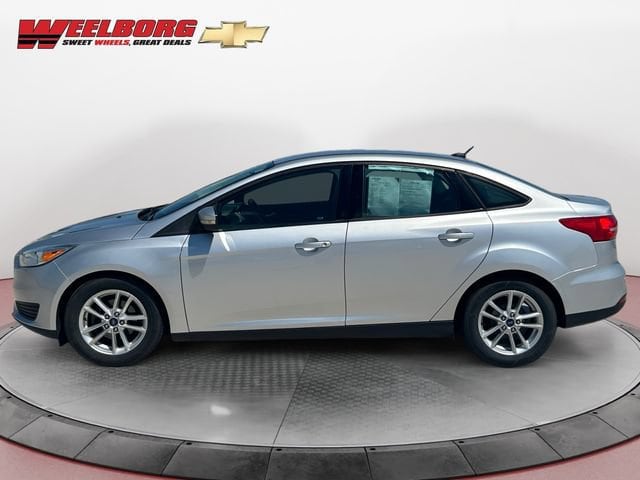 Used 2016 Ford Focus SE with VIN 1FADP3F29GL240380 for sale in New Ulm, Minnesota
