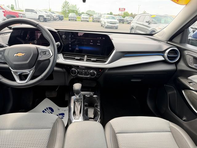 2024 Chevrolet Trax LT - Photo 20