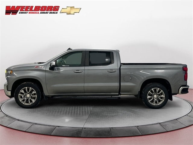 Used 2021 Chevrolet Silverado 1500 LT with VIN 1GCUYDED0MZ200889 for sale in New Ulm, Minnesota