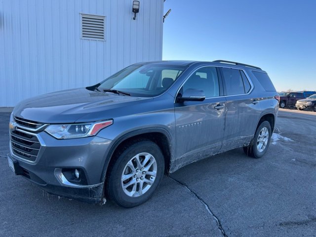 Used 2020 Chevrolet Traverse 1LT with VIN 1GNEVGKW9LJ197208 for sale in New Ulm, Minnesota
