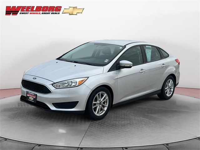 2016 Ford Focus SE's photo